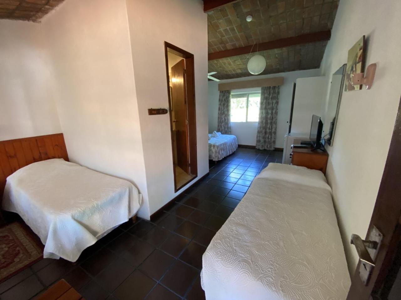 Hotel La Ballena ปุนตาบาเญนา ภายนอก รูปภาพ